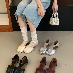 Designer Minimalist Flat Split-Toe Mary Jane Shoes for Women Spring New Fashion Horse Hoof Shoes Soft Sole Women's Shoes
