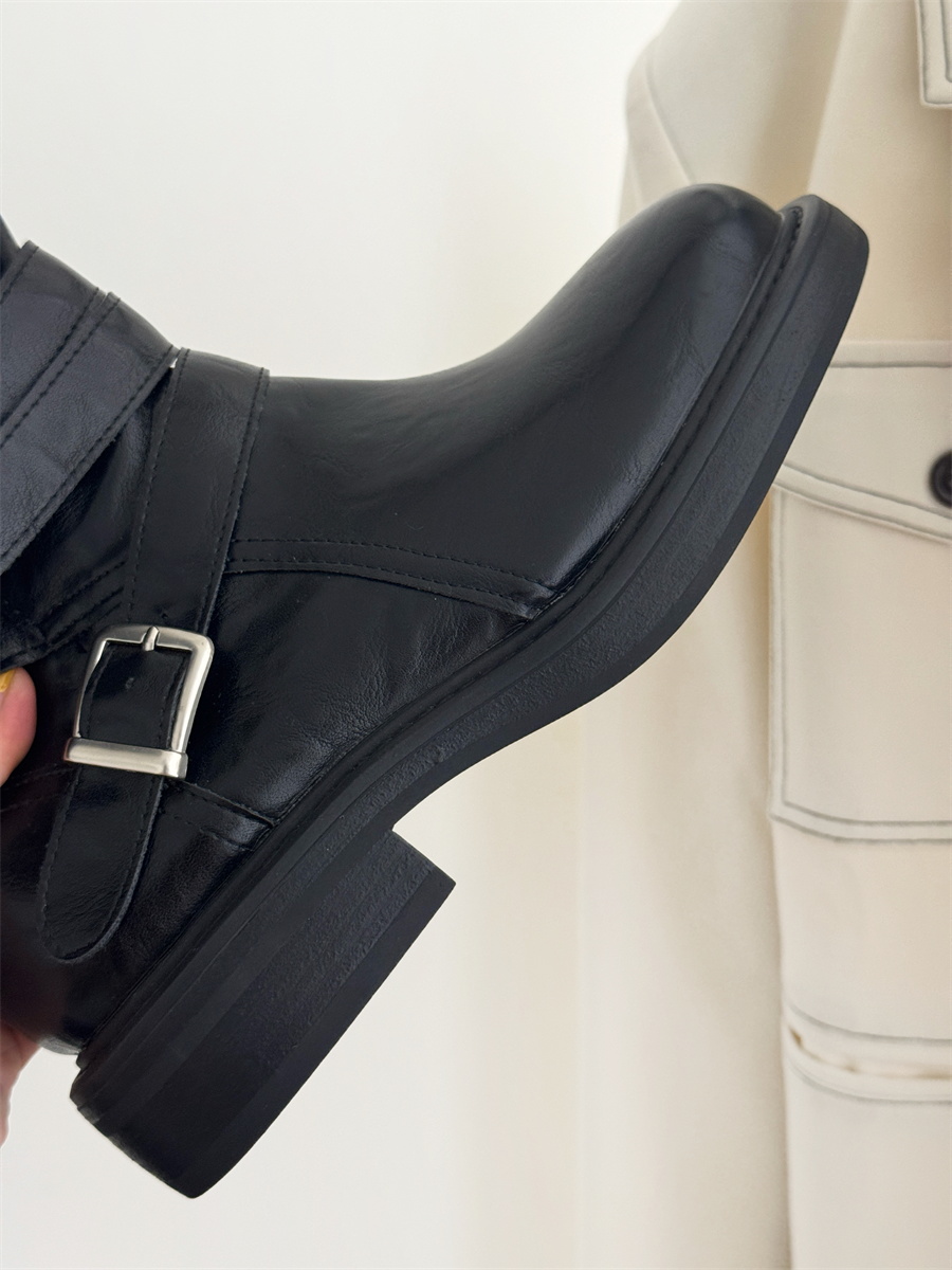 Designer Style Long Boots Women 2026 New Winter High Top Retro Knight Boots Thick Sole Height Increasing Martin Boots - Image 4